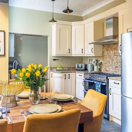 32 White Cross Road Holiday home
