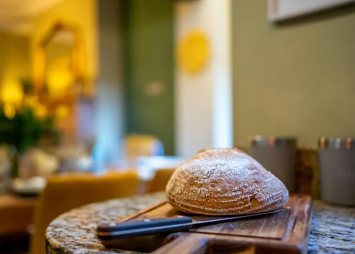 32 White Cross Road * York