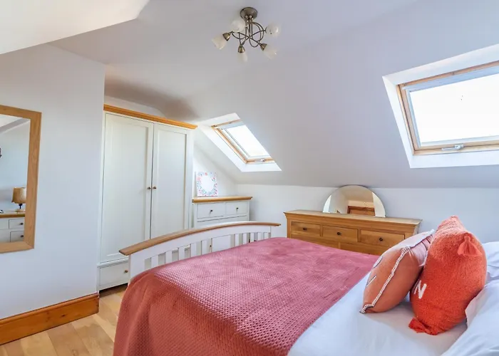 32 White Cross Road York