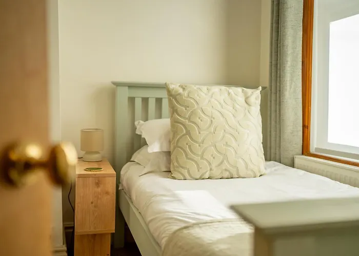 Dom wakacyjny 32 White Cross Road