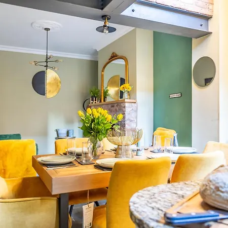 بيت للعطل 32 White Cross Road