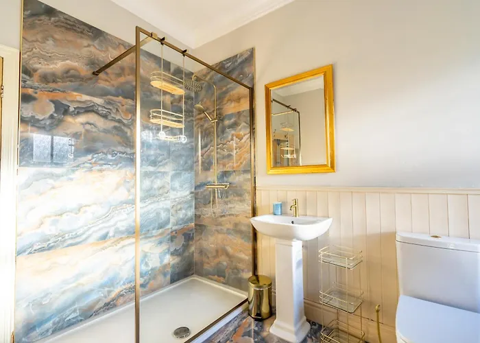 32 White Cross Road Tatil Evi